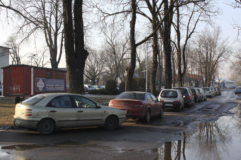Ruszają prace na Dworcowej