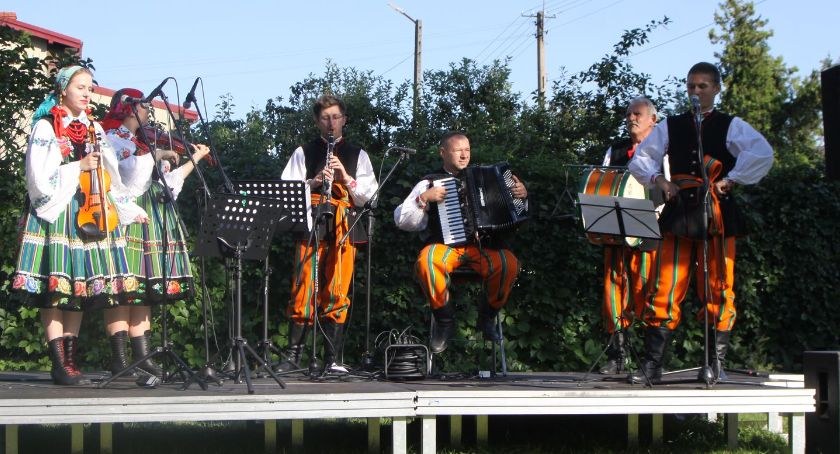 Koncert kapeli Szymona Mońki przełożony na wrzesień