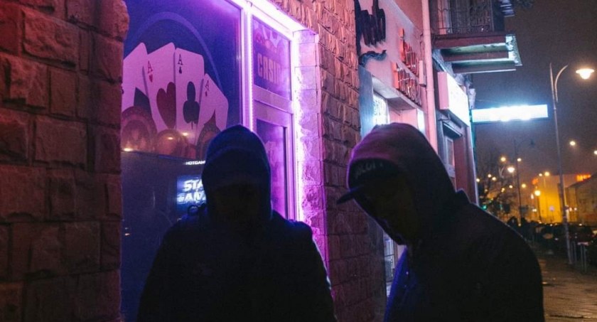 PRO8L3M w Łowiczu. Trwa przedsprzedaż biletów