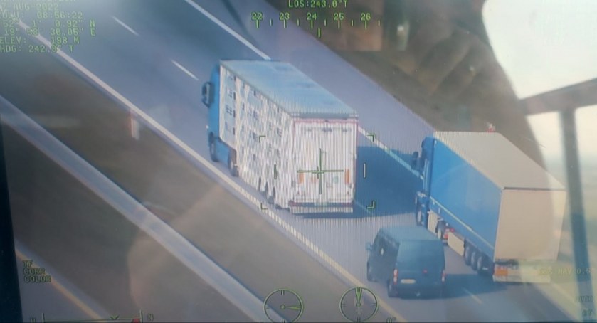 Policja patroluje drogi nie tylko samochodami