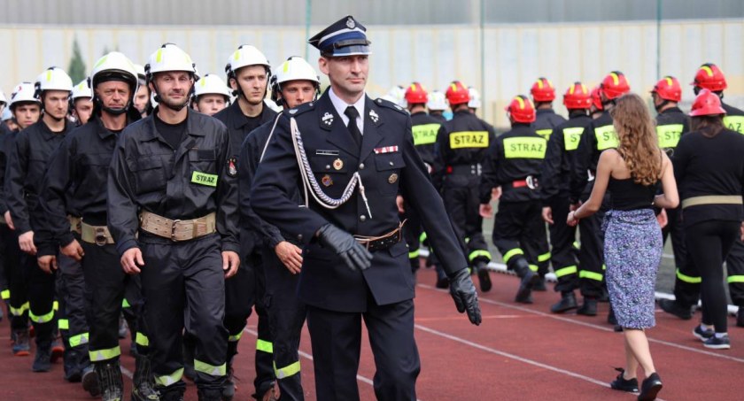 Najlepsze jednostki OSP z całego powiatu rywalizują w Łowiczu (foto, film) !WYNIKI! 