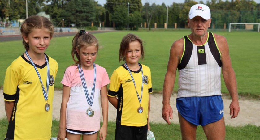 Sportowe zakończenie lata w Domaniewicach (foto)