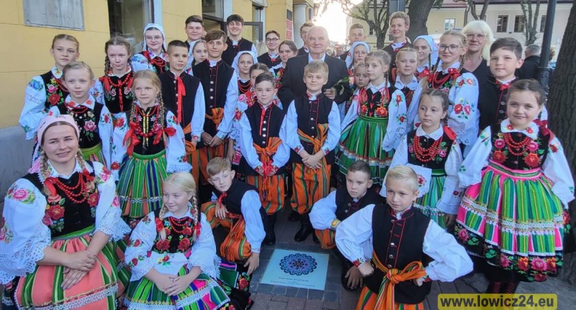 Łowicz. Kolejne Gwiozdy Łowickie odsłonięte (foto)