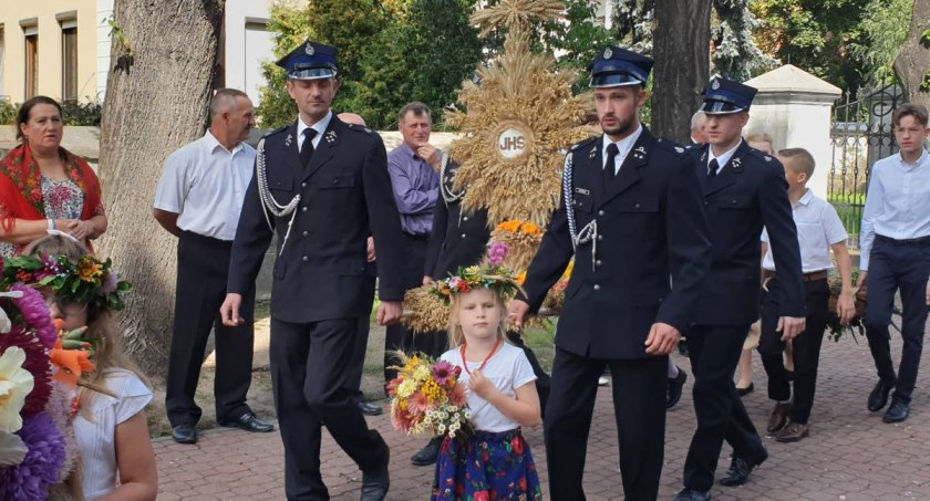 Łowicz. Dożynki w parafii Świętego Ducha (foto)