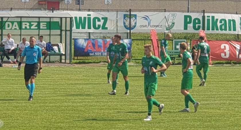 Pelikan z kompletem punktów! (foto)