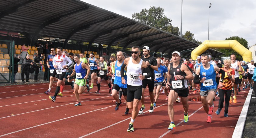 40. Łowicki Półmaraton Jesieni za nami (foto,film)