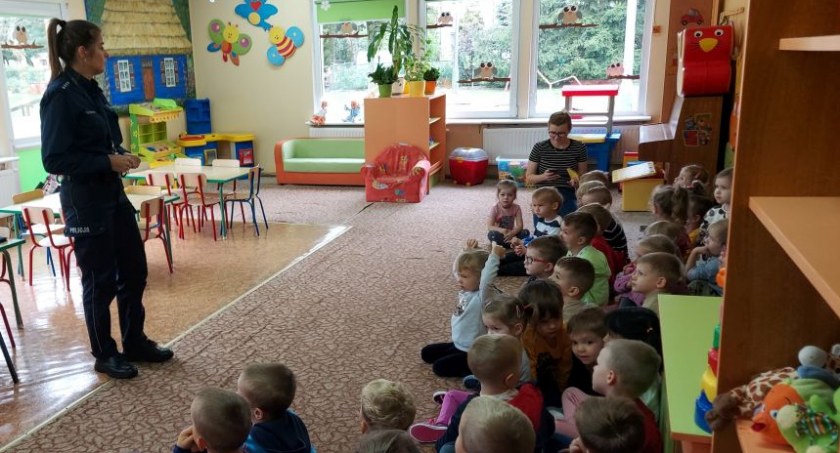 Promocja bezpieczeństwa na drodze wśród młodzieży z powiatu łowickiego