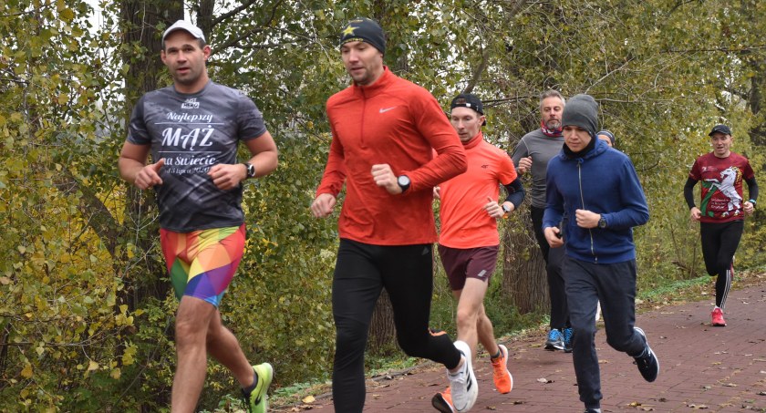 Łowicz. Kolejny parkrun z dużą frekwencją (foto,film)