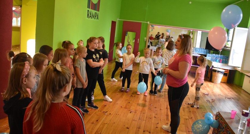 Łowicz. Urodziny Studio Rampa i charytatywna akcja dla Marka Dałka (foto,film)