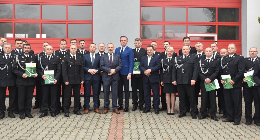 Powiat łowicki. Jednostki OSP z dofinansowaniem Wojewódzkiego Funduszu (foto, film)