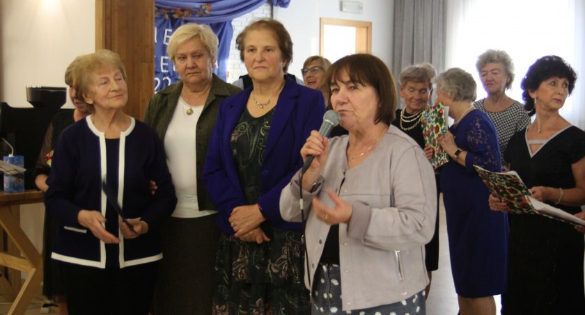 Łowicz. Dzień Seniora w oddziale Polskiego Związku Emerytów, Rencistów i Inwalidów (foto, film)