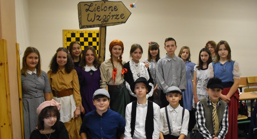 Rozkodowywali dress code wraz z postaciami literackimi (foto)