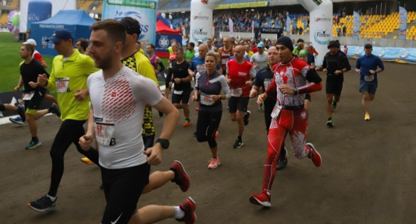 Maciej Jędrachowicz o maratonach słów kilka