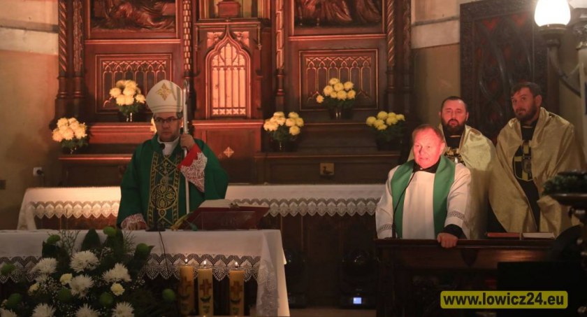 Nieborów. Uczczono rocznicę poświęcenia kamienia węgielnego pod świątynię (foto, film)
