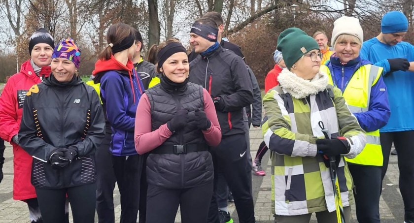 Łowicki parkrun ze szkoleniem z pierwszej pomocy (foto, film)