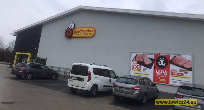 Już jutro wielkie otwarcie Biedronki w Łyszkowicach! Na jakie promocje mogą liczyć klienci? (foto)