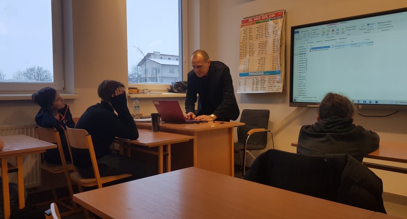 Krajowa Administracja Skarbowa  w Młodzieżowym Ośrodku Socjoterapii w Kiernozi (foto)