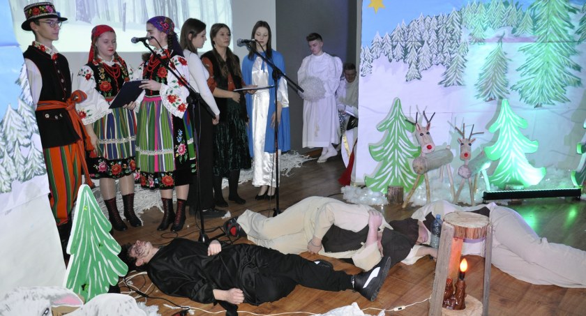 Rodzinnie i świątecznie w Zduńskiej Dąbrowie (foto)