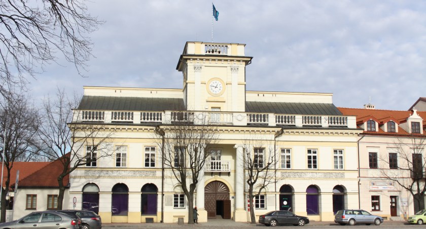 Opieka instytucjonalna nad małymi dziećmi. Jak wypadł Łowicz w rankingu?