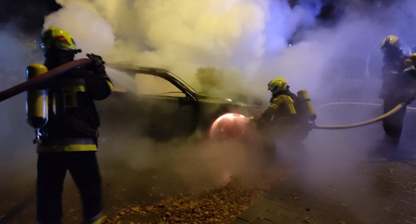 Gmina Nieborów. Pożar samochodu osobowego