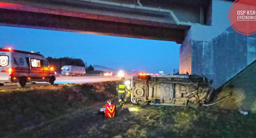 Wypadek z udziałem obywatelki Ukrainy na A2