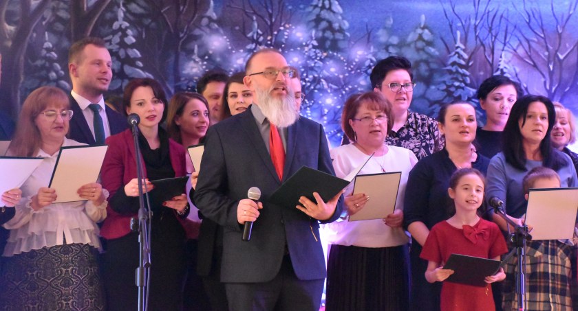 Po dwuletniej przerwie powróciło Powiatowe Kolędowanie (foto,film)