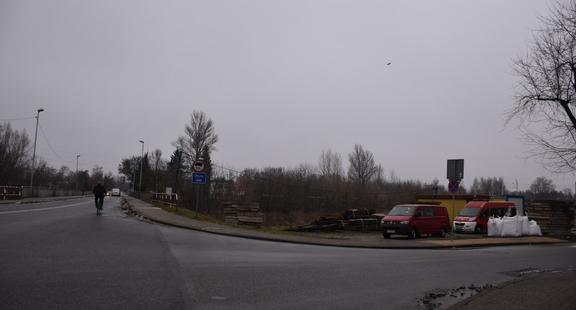 Łowicz. Kiedy powstanie kładka nad Bzurą przy ul. Mostowej? (foto)