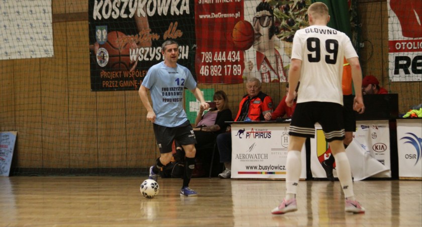 Chińska mistrzem Łowickiej Ligi Futsalu. Pożegnanie legendy (foto)
