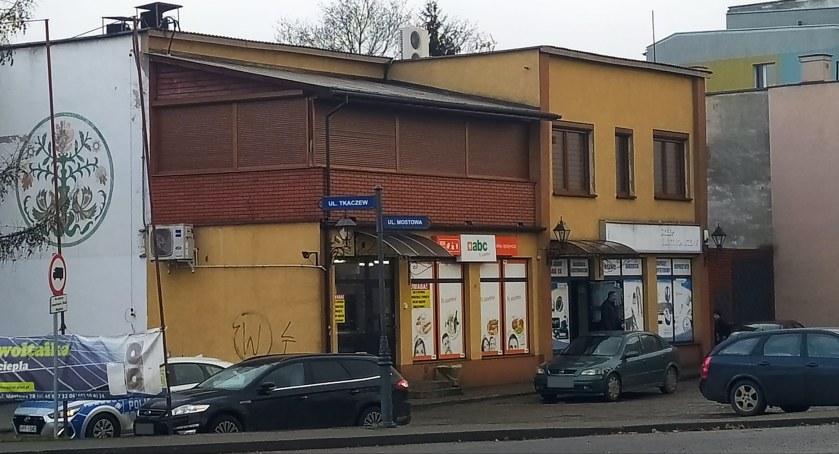 Łowicz. Niegroźna kolizja na ul. Mostowej
