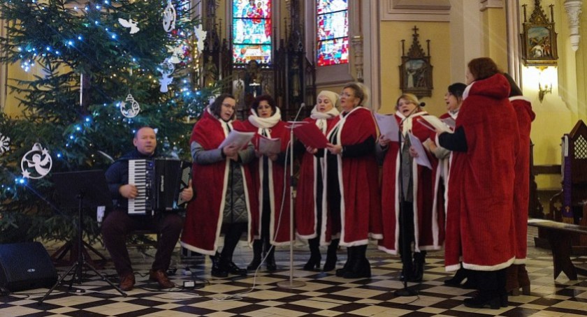 Zduny. Pożegnanie karnawału tylko z Folkowiankami