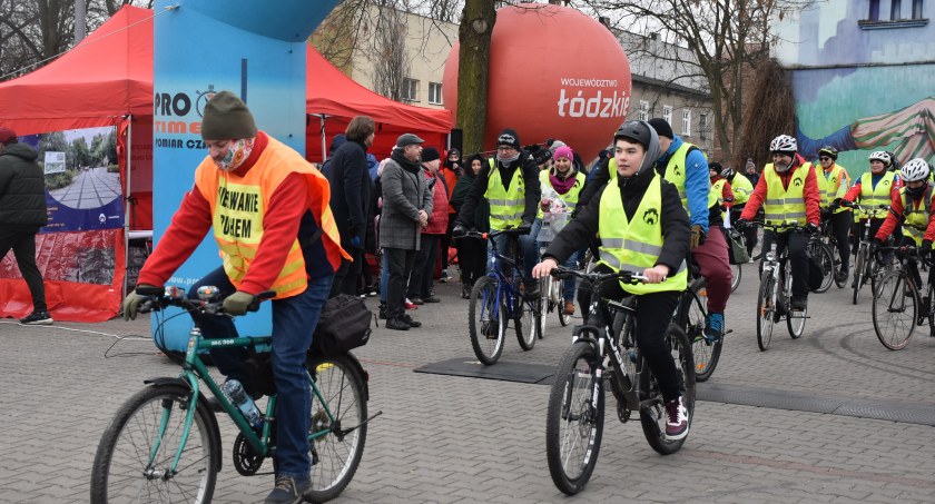 Łowiccy cykliści upamiętnili Żołnierzy Niezłomnych (foto,film)