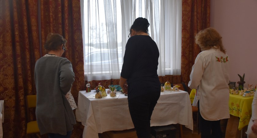 Nieborów. Wielkanocny kiermasz w Urzędzie Gminy (foto)