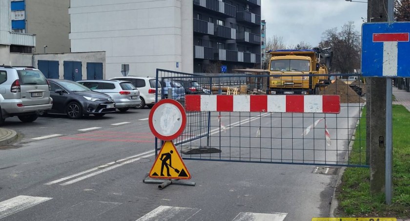 Tędy już nie przejedziesz! Ulica Bonifraterska całkowicie zamknięta! (foto)