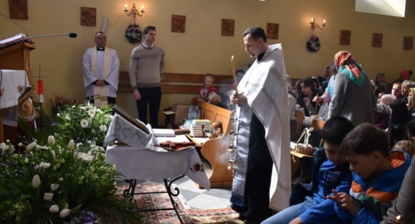 Wielkanocne nabożeństwo prawosławne w Łowiczu