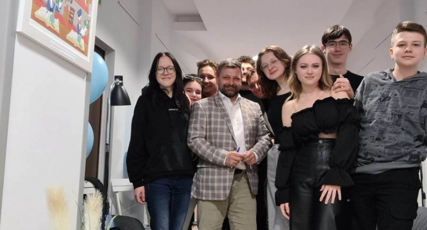 Wieczorek Literacki z Młodzieżową Radą Powiatu Łowickiego (foto)