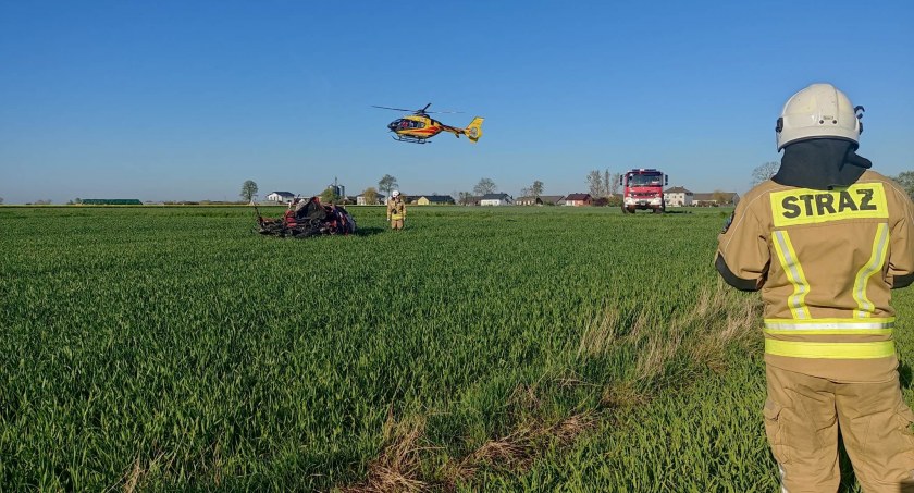 Tragiczny wypadek w Karsznicach Dużych. Nie żyje jedna osoba (foto)