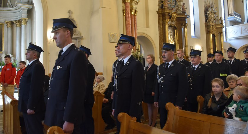 Msza Święta za strażaków z parafii św. Ducha w Łowiczu (foto,film)