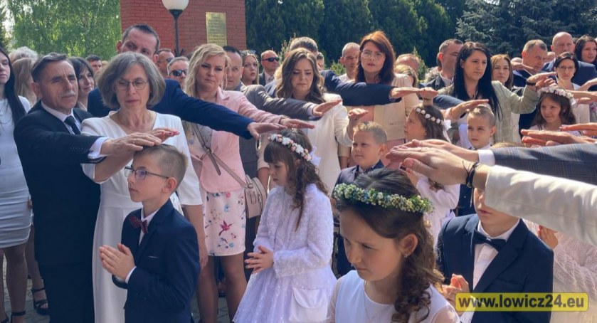 Pierwsza Komunia Święta w Parafii na Korabce (foto, film)