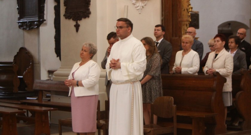 Łowicz. Święcenia diakonatu w bazylice katedralnej (foto, film)