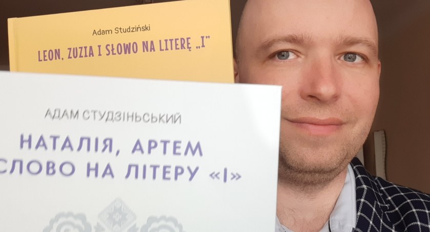 Adam Studziński o trudnym słowie na literę „i”. Dwie nowe książki autora pochodzącego z Łowicza