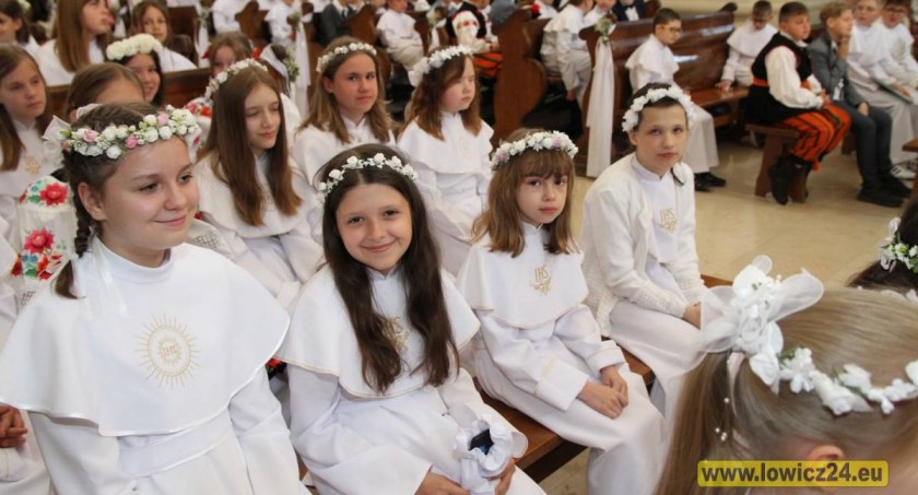 Rocznica I Komunii Świętej w parafii katedralnej (foto)