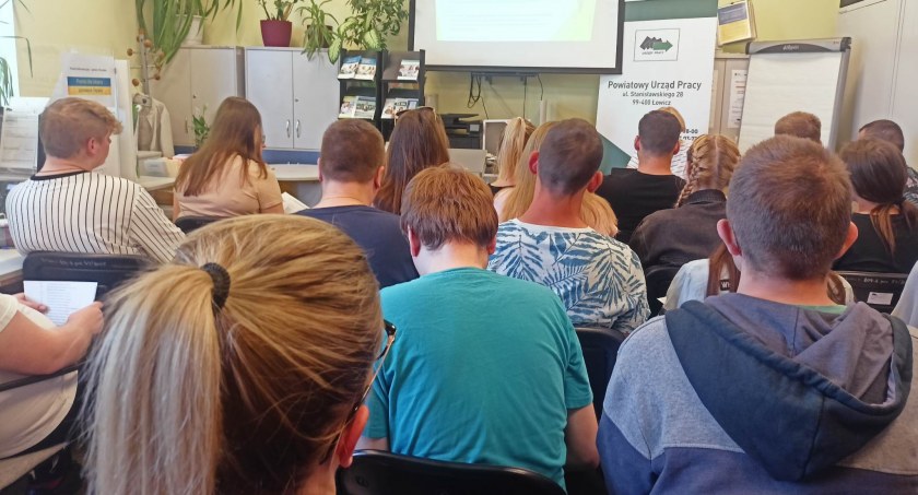 PUP Łowicz. Spotkanie dla osób poszukujących pracy