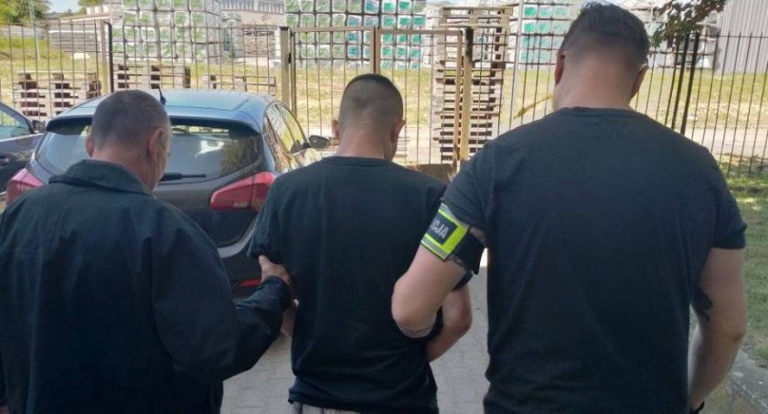 Zaatakował kostką brukową i chciał ukraść samochód! Na koncie ma też inne przestępstwa!