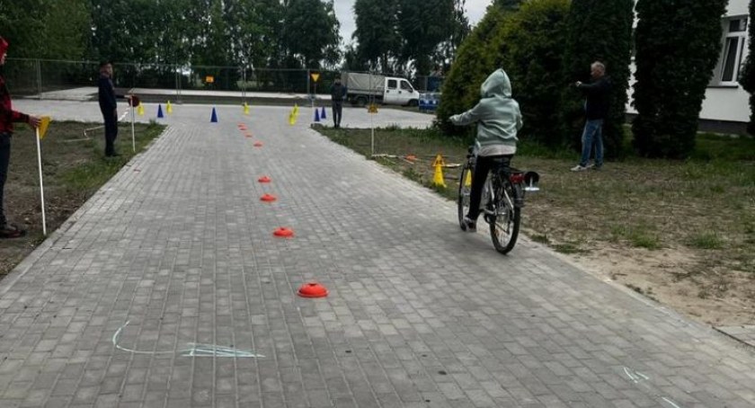 Uczniowie z Gągolina Płd. zdawali na kartę rowerową (foto)