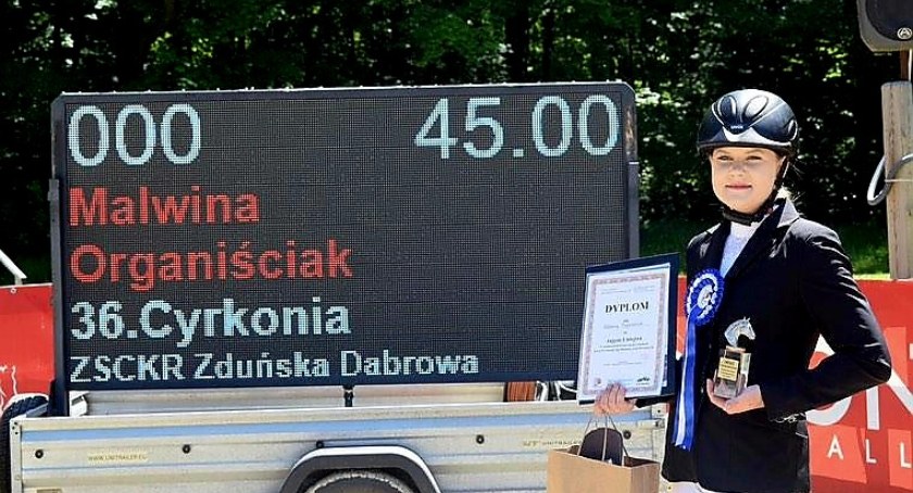 Złoty medal dla uczennicy Zduńskiej Dąbrowy w zawodach ogólnpolskich (foto)