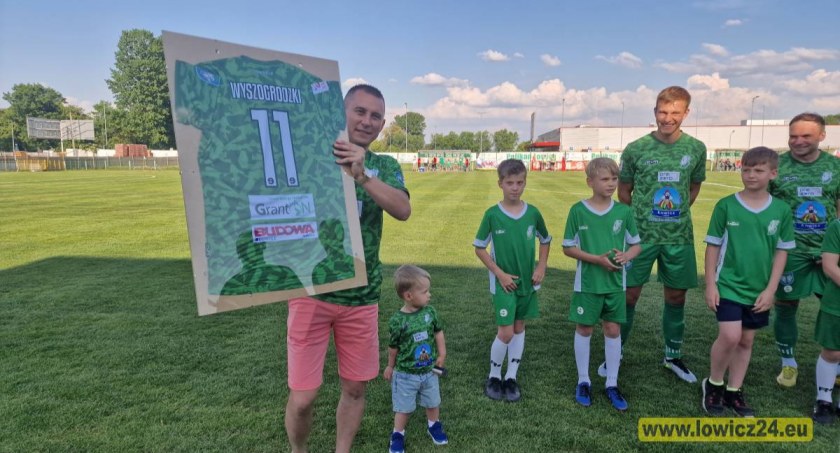Piknik i pożegnanie Nejmara podczas meczu Pelikana (foto)