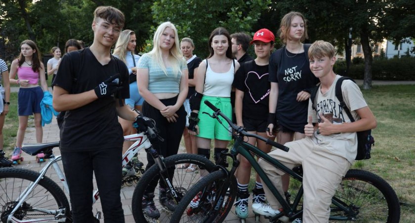 Rolkarze wyruszyli na łowickie drogi (foto)
