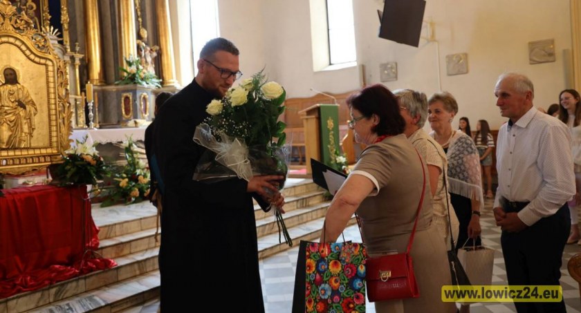 Wierni z parafii świętego Ducha pożegnali ks. Marcina Moksa (foto)