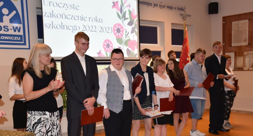 Zakończenie roku szkolnego w Specjalnym Ośrodku Szkolno-Wychowawczym w Łowiczu (foto)