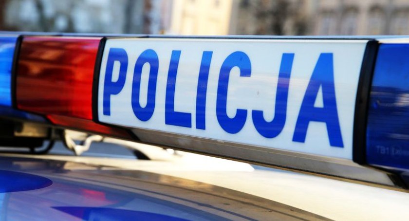 Okolice Łowicza. Wsiadł za kierownicę pomimo zakazu i po użyciu alkoholu